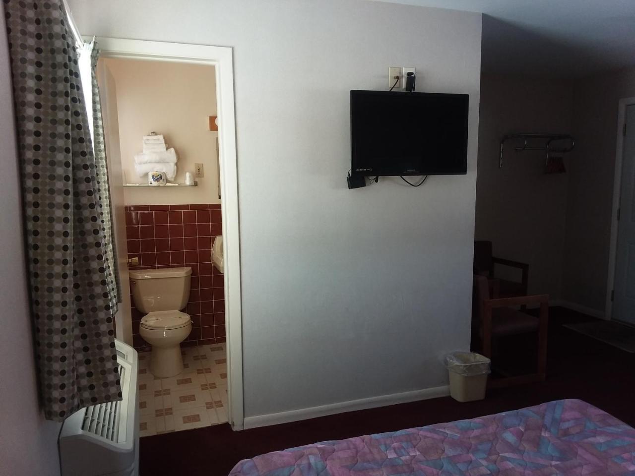 Budget Host Inn - Manistique Buitenkant foto